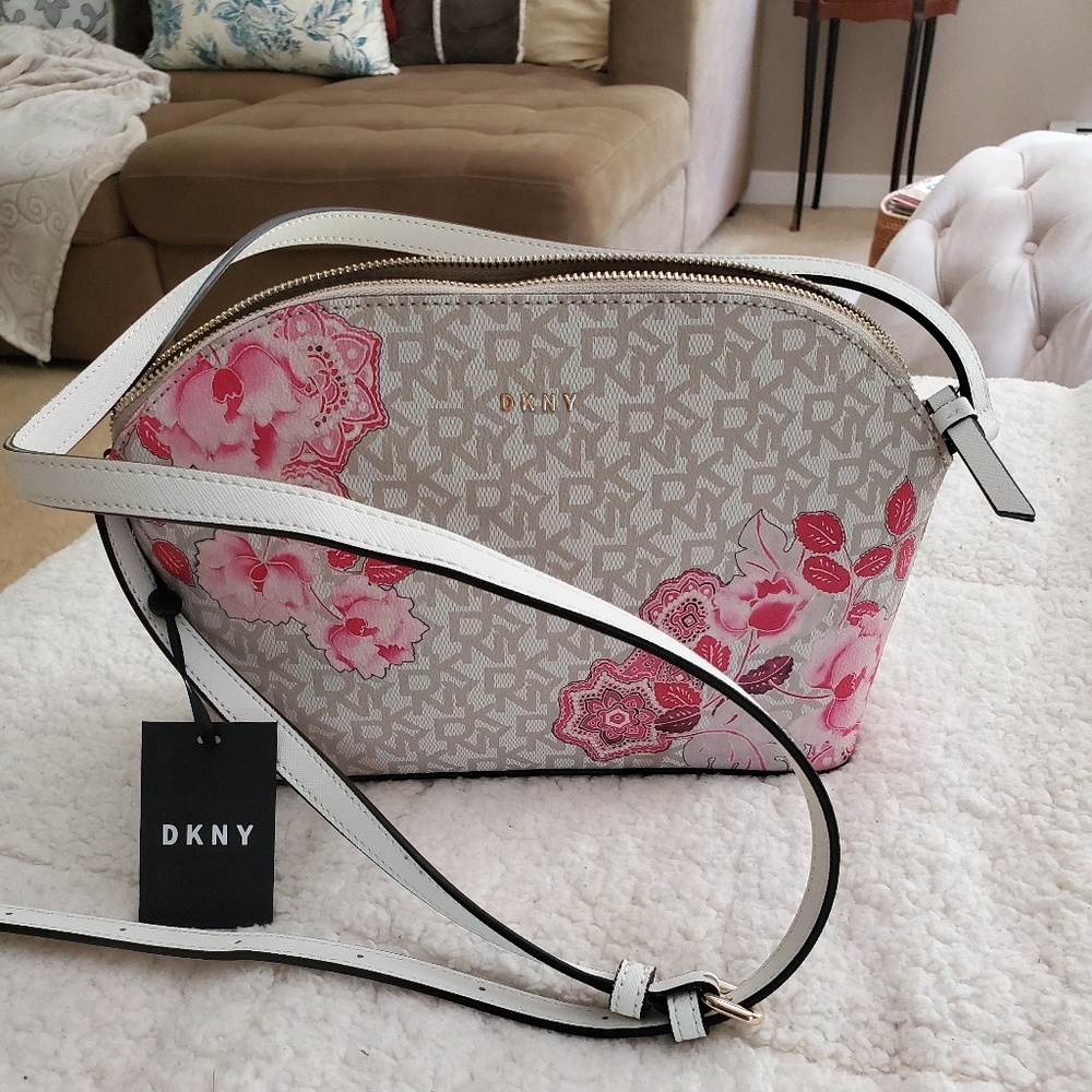 NEW 💯 DKNY Floral  Monogram Shoulder Purse